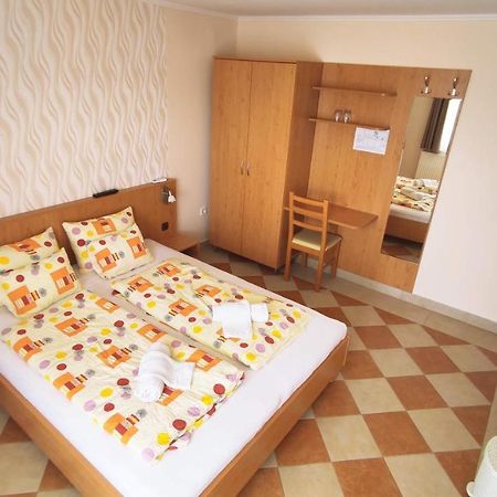 Green Guesthouse Balatonfuered Zewnętrze zdjęcie